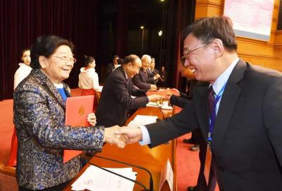 JIUWU HI-TECH выиграл первую премию за научно-технический прогресс